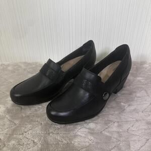 Clarks Women’s Black Leather Emily Andria Slip On Loafer Block Heel Size 7